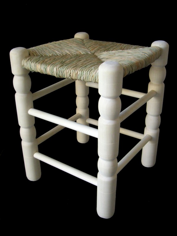 Taburete pata torneada